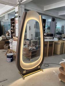 กระจกแต่งหน้าแบบสมาร์ท LED รุ่นใหม่ พร้อมปลั๊กไฟ สำหรับร้านทำผมและสตูดิโอ - Product Image 3