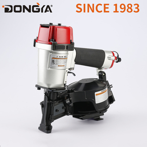 Qualité industrielle CNR45 <span class=keywords><strong>Cloueur</strong></span> à toiture <span class=keywords><strong>Cloueur</strong></span> <span class=keywords><strong>pneumatique</strong></span> <span class=keywords><strong>pour</strong></span> travail du bois Offre Spéciale alliage d'aluminium avec clous hélicoïdaux - Product Image 2