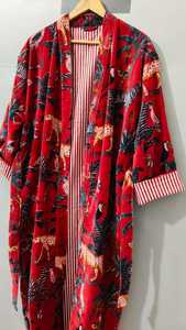 Manteau long en velours rouge pour femme, style enveloppant, à manches régulières, épais et écologique, idéal pour l'hiver et le printemps - Product Image 3