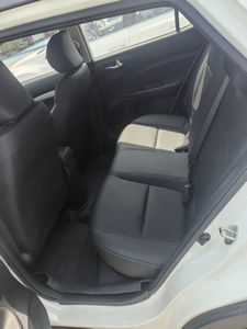 Kia Sportage 1.4 Edizione con Tetto Apribile Usata - Product Image 6