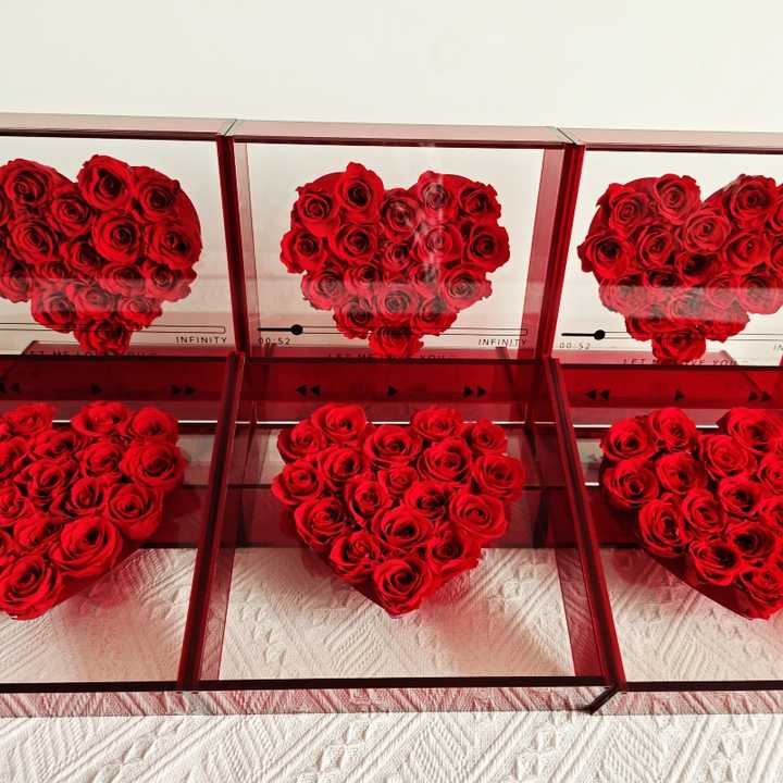 2025 Valentine Wholesale Luxury Gift Preserved Flower Box Everlasting