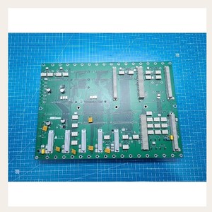 Connecteur de carte mère Lam Research 810-072906-005 - Product Image 2