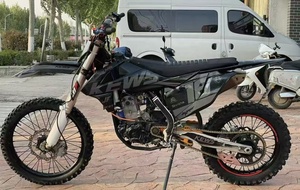 <span class=keywords><strong>Moto</strong></span> <span class=keywords><strong>Enduro</strong></span> 250cc Boîte de vitesses manuelle 5 vitesses Suspension à longue course Véhicule tout-terrain Adaptable à toutes les conditions routières - Product Image 4