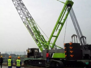 Machinerie de levage, grue sur chenilles de 260 tonnes ZCC2600 avec les meilleurs services et un prix avantageux - Product Image 4