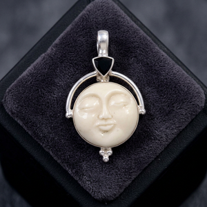 Hermoso y Elegante Colgante de Plata de Ley 925 con Rostro de Diosa Balinesa, Joyería Hecha a Mano, Silver Hub SH9204, 11g, Unisex - Product Image 2