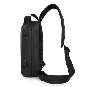 Bolso Bandolera Multifuncional OEM con Puerto de Carga USB, Bolso Mensajero Impermeable Simple para Negocios, Ciclismo al Aire Libre, Bolso de Pecho para Hombre - Product Image 5