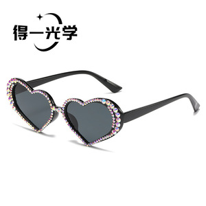 <b>Heart</b>-Shaped <b>Sunglasses</b> <b>Black</b> Frame Pc Lens Uv400 Women Fashion - Product Image 1