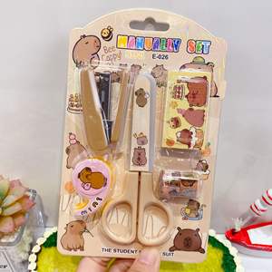 Juego de Papelería 5 en 1 con Diseño de Capibara Adorable DHF, Útiles Escolares Kawaii de Dibujos Animados, Tijeras, Grapadora, Cinta Adhesiva, Regalo para Niños - Product Image 6