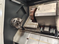 Tour CNC 3 axes TCK86/1500 avec tour à axe Y et fraiseuse, la machine-outil adopte une structure de lit incliné à 45 °