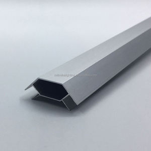 Surface rayée forme demi-lune 5.0mm fente barre en aluminium argenté angle en aluminium emballage flight case quincaillerie extrusions - Product Image 3