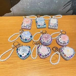 <span class=keywords><strong>Porte</strong></span>-<span class=keywords><strong>clés</strong></span> miroir de maquillage clouté de diamant de <span class=keywords><strong>luxe</strong></span> léger, petit pendentif sac cadeau pour <span class=keywords><strong>femme</strong></span> - Product Image 2