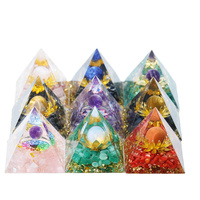 Artesanato de resina dobrável, peças de quartzo com cascalho, pedras de cura de pirâmide para decoração de casa, produtos imperdível