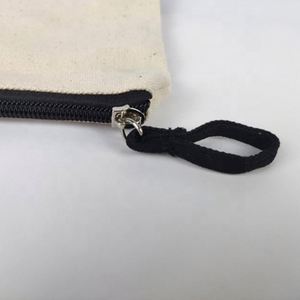 Pequeña bolsa redonda de lona de algodón ecológica con cremallera, bolsas de maquillaje personalizadas al por mayor con patrón de letras para almacenamiento de cosméticos - Product Image 6