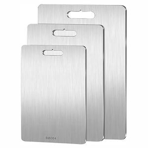 Planches à découper en acier inoxydable de qualité alimentaire, planche à découper double face en titane pour la viande, les fruits et les légumes - Product Image 1