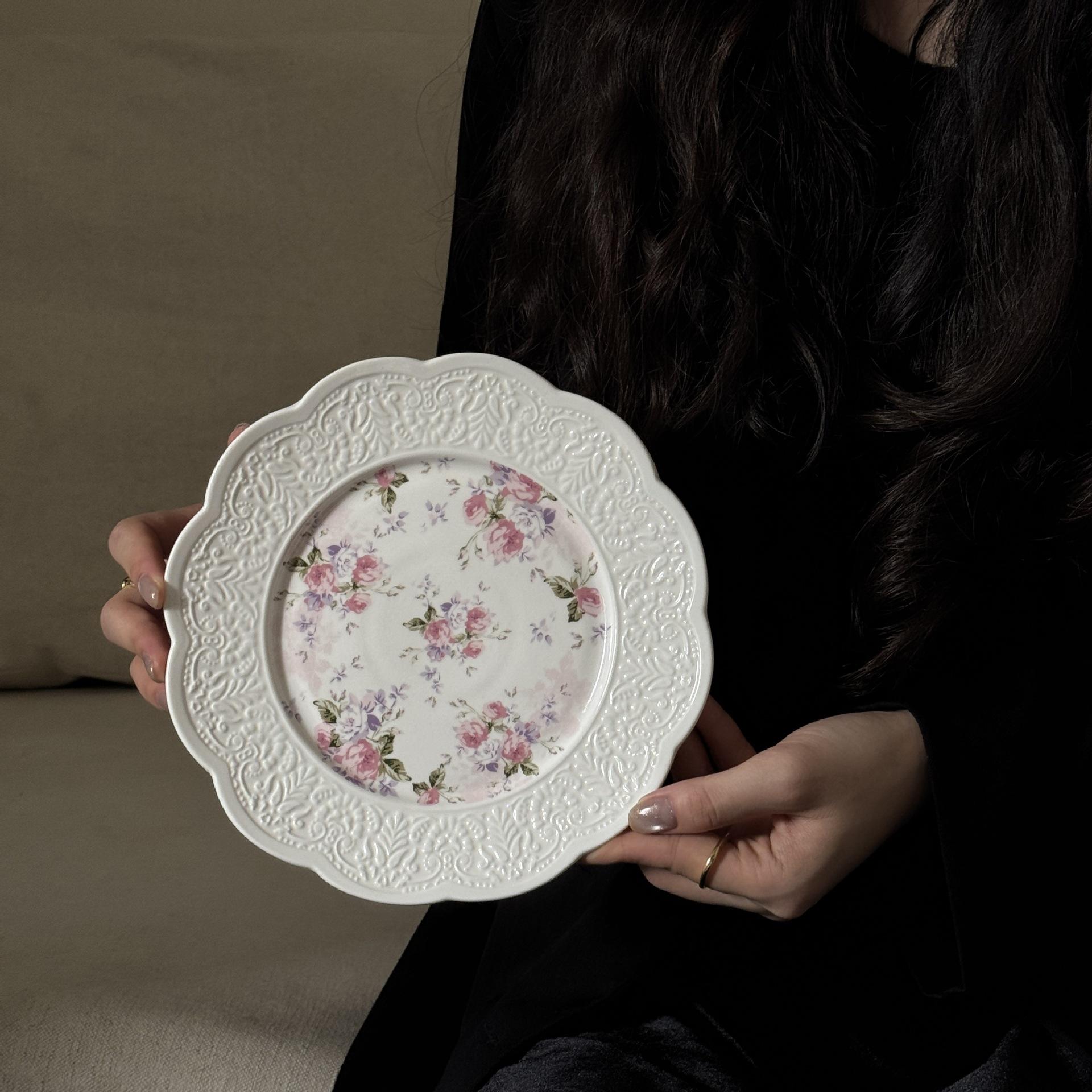 Petal and leaf plate 20*2