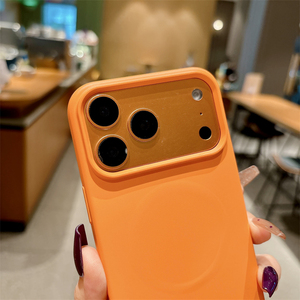 เคสโทรศัพท์ซิลิโคนเหลวคุณภาพสูงสำหรับ iPhone แบบแม่เหล็ก, เคส iPhone 17 Pro Max ซิลิโคนแท้ของ Apple - Product Image 5