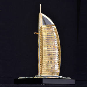 Fatto a mano personalizzato 3D cristallo dorato <span class=keywords><strong>Burj</strong></span> <span class=keywords><strong>Al</strong></span> arabo modello di Hotel unico artigianato da costruzione - Product Image 3