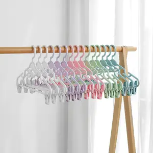 Custom Color Low MOQ Free Sample Hot-selling Coat Hanger Cheap Clips Plastic Hanger Clothing Injection Multifunction Single 8mm