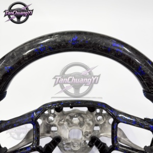Volant de voiture en fibre de carbone forgé<span class=keywords><strong>e</strong></span> brillante avec des paillettes bleues, livraison rapide d'usine, pour <span class=keywords><strong>Ford</strong></span> <span class=keywords><strong>Mustang</strong></span> S650 <span class=keywords><strong>GT</strong></span> 2024 - Product Image 3