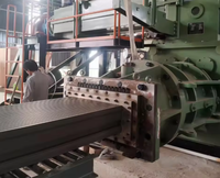 Bloc creux et brique rouge faisant la machine avec le roulement de boîte de vitesse de PLC