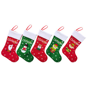 Chaussettes de Noël en feutre à motif de dessin animé, pendentif pour cheminée, décoration de la maison, cadeau de Noël, petit sac de rangement - Product Image 6