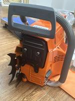 Gergaji Mesin Husqvarna Heavy-Duty 395XP Bensin 4.9KW Bertenaga Gas untuk Penebangan Pohon Besar dan Pemotongan Kayu