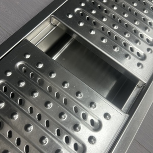 VICTORY KITCHEN Rejilla de drenaje de acero inoxidable antideslizante para cocinas comerciales y plantas de procesamiento de alimentos - Product Image 4