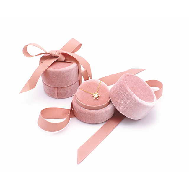 Custom Jewelry Box Packaging Velvet Wedding Ring Earrings Pendant Jewellery Packaging Box Round Pink Ring Box with Ribbon