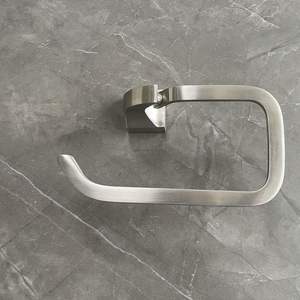 Porte-papier toilette carré en acier inoxydable 304 - Accessoire moderne en métal pour rouleau de papier toilette pour la maison, l'hôtel et la salle de bain - Product Image 1