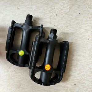 Pedales Ultraligeros para Bicicleta BMX, de Carretera y Montaña, Antideslizantes, Duraderos, de Plástico, Plataforma para Pies, Ajuste Universal - Product Image 4
