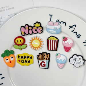 Accessori per Capelli Unisex a Forma di Fragola in PVC, Fibbia Decorativa per Scarpe, Custodia per Cellulare Fai-da-Te, Frutta del Fujian - Product Image 2