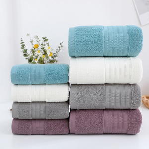 Ensemble de serviettes de bain et de visage de luxe personnalisées avec logo, serviettes de bain de qualité pour hôtel, 100% coton - Product Image 1