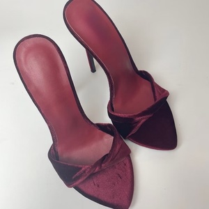 Sandalias de Tacón Alto con Punta Abierta, Elegantes Sandalias de Tacón con Estampado de Leopardo Rojo para Fiesta, Zapatos de Mujer que Encarnatan la Belleza - Product Image 4