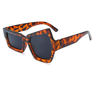 Levantamiento de <span class=keywords><strong>cejas</strong></span> Divertido Nuevo estilo Personalidad Tamaño irregular Ojos Hip-hop Gafas de sol Tendencia - Product Image 6