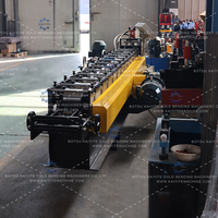 Machine de profilage de cannelures en métal pour profilés Omega, ligne de production de profilés en tôle galvanisée pour supports de construction