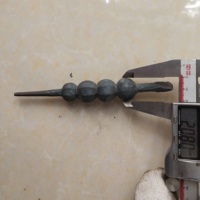 Composants en fer forgé avec boule pour panneaux de rampe d'escalier