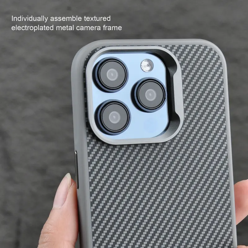 2024 nuevo diseño de fibra de carbono patrón de goma pintura a prueba de golpes fundas de teléfono para iPhone 15 16 Pro Max