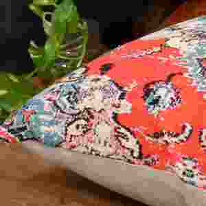 ปลอกหมอนผ้าฝ้ายอินเดียทำด้วยมือพร้อมลูกปัดตกแต่งด้วยการเย็บปะติดปะต่อกันหมอนสำหรับอ่านหนังสือและนอนพักผ่อนบนเตียง - Product Image 3