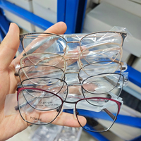 Oferta Promocional: Monturas Ópticas de Titanio para Mujer, Aro Completo, Ligeras, Diseños Italianos de Alta Gama, Estilos Variados, Gafas Modernas