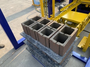 <strong>QT</strong> 4-15 Full Automatic Concrete Block Machine Sell Hollow Concrete Interlock Cement Block Machine Brick Making Machinery - Product Image 6