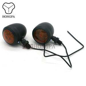 <span class=keywords><strong>Clignotant</strong></span> noir en métal robuste pour <span class=keywords><strong>moto</strong></span> Cafe Racer modèles avec carénage de trou de boulon de 10mm - Product Image 3