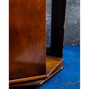 Libreria Girevole da Scrivania in Legno Massello con Spazio per Libri di 21,5 cm, Dimensioni 31x29 cm - Product Image 1