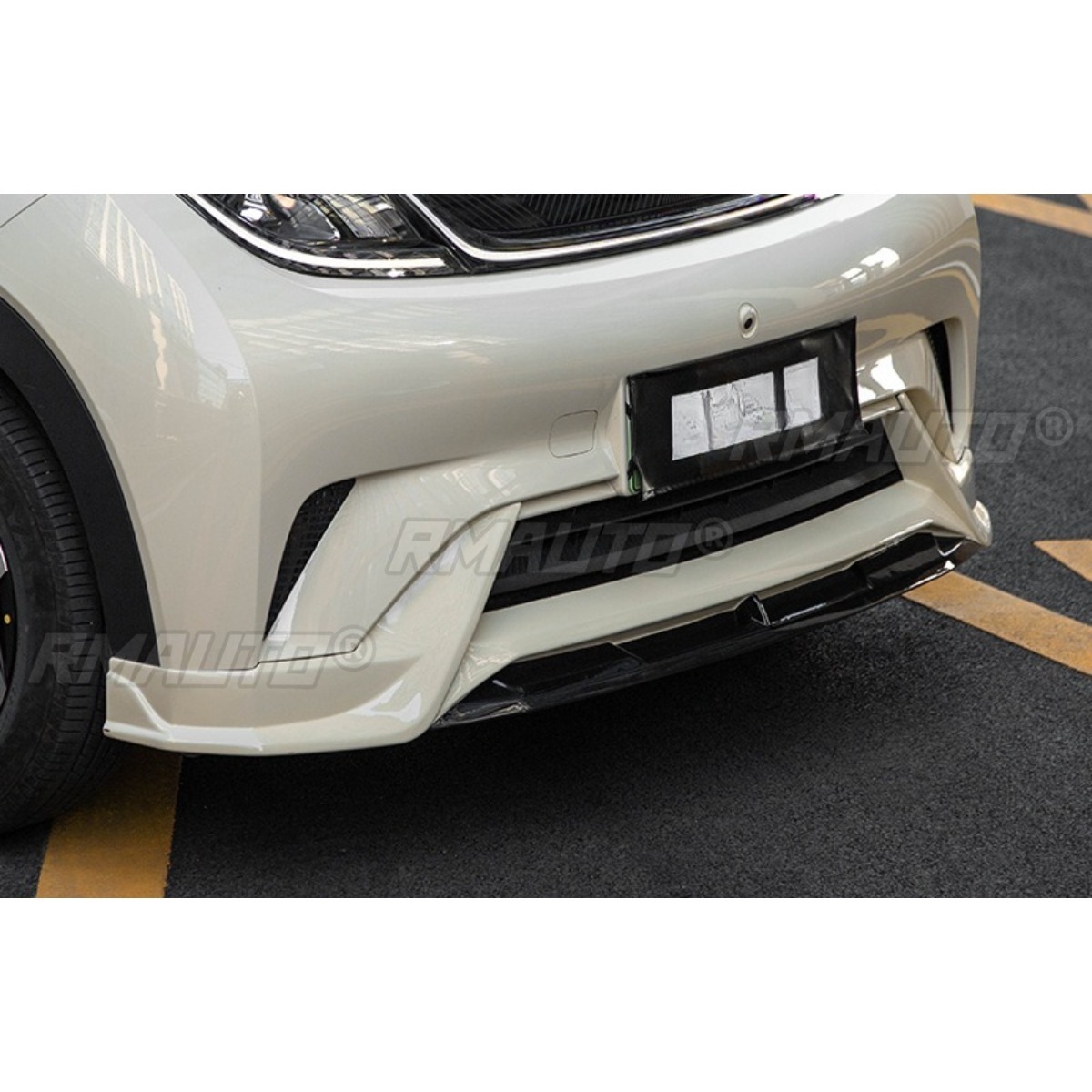 Lèvre avant noir mat