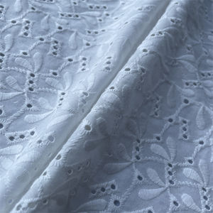 2024 di alta qualità in cotone 100% morbido e confortevole tessuto ricamato bianco tessuto occhiello ricamo <span class=keywords><strong>per</strong></span> il vestito - Product Image 4