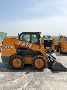 Chargeurs compactes sur chenilles Case SR200 Mini de 3 tonnes, chargeuse-pelleteuse, engins de construction de haute qualité |   Fournisseur en gros au prix d'usine - Product Image 2