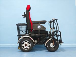 <span class=keywords><strong>Fauteuil</strong></span> <span class=keywords><strong>roulant</strong></span> électrique tout-terrain à double poignée à moteur différentiel haute puissance pour équipement de réadaptation - Product Image 2