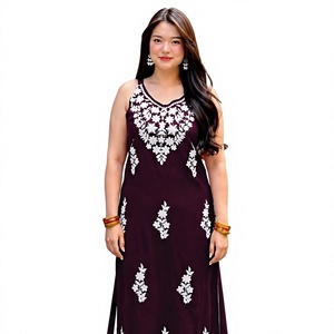 Ensemble de Kurti pour femme en rayonne, longueur standard, broderie blanche, coupe classique, style traditionnel indien pakistanais, pour soirée, séchage rapide, gaufré - Product Image 1