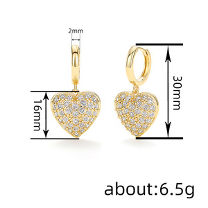 Orecchini a Cuore Dorati per Donne, Orecchini Scintillanti dell'Amore, Gioielli di Moda per Uso Quotidiano - Product Image 4