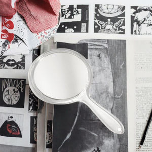 กระจกแต่งหน้าแบบมือถืออะคริลิกใสสองด้านพร้อมโลโก้สั่งทำ - Product Image 2