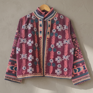 OEM ODM Ropa Casual de Invierno para Mujer, Tela de Terciopelo Morado, Diseño Floral y Geométrico Multicolor, Cuello Alto, Manga Larga - Product Image 6